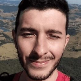 Vinícius Bueno de Paiva Espineira Feal